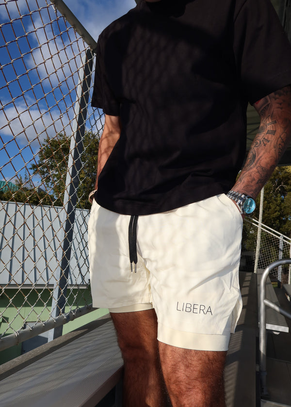 MOMENTUM Mens Shorts - CRÈME